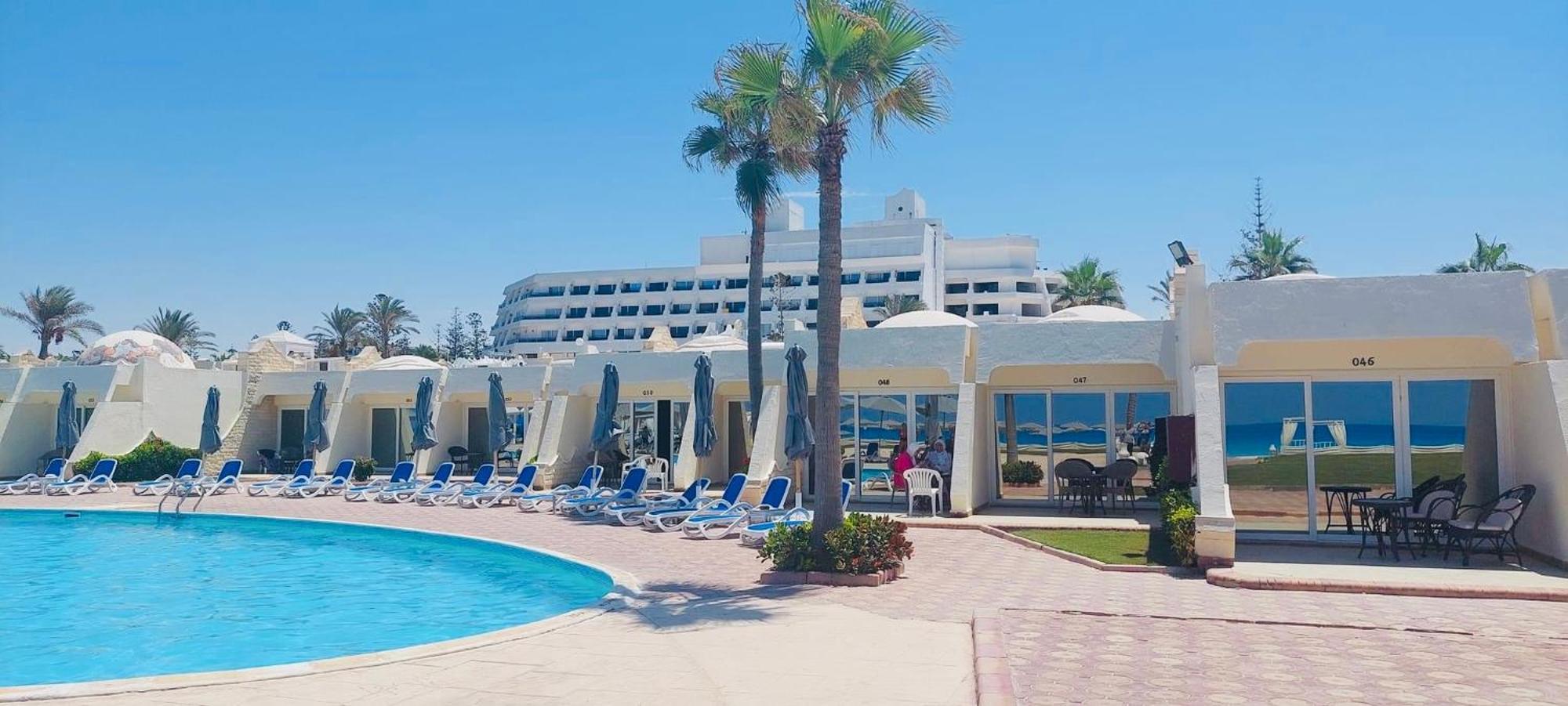 Borg El Arab Beach Resort Bagian luar foto The Narenje Hotel